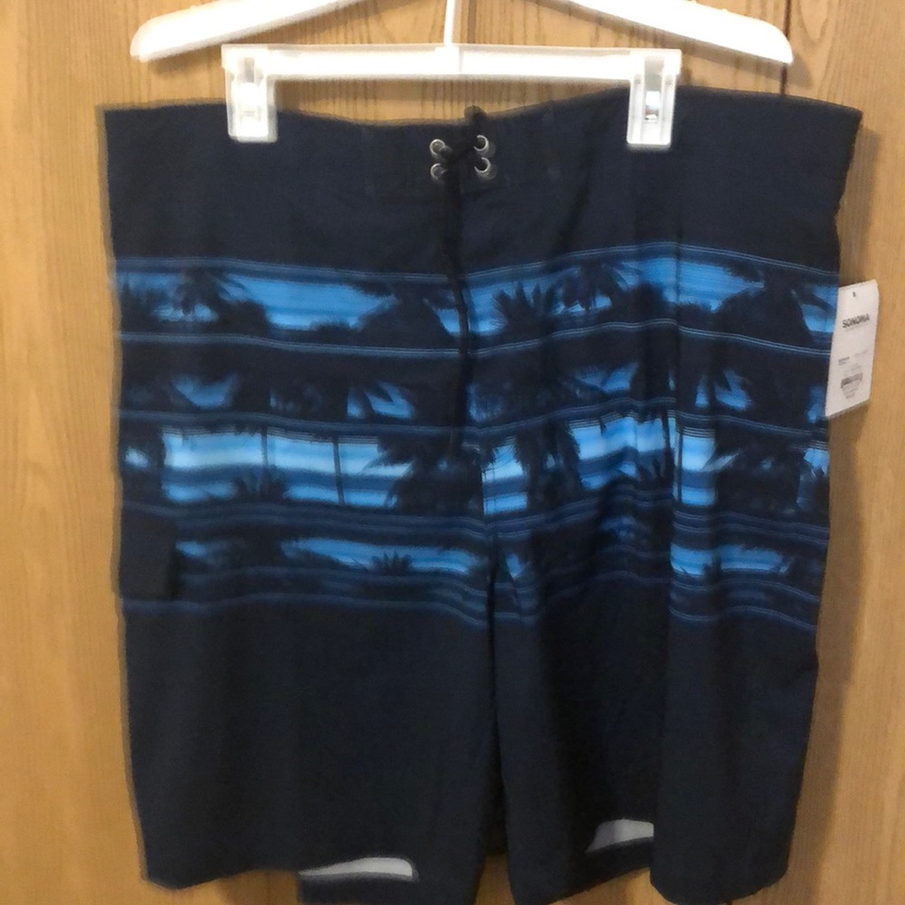 Sonoma Men’s NWT swim Trunks size XXL